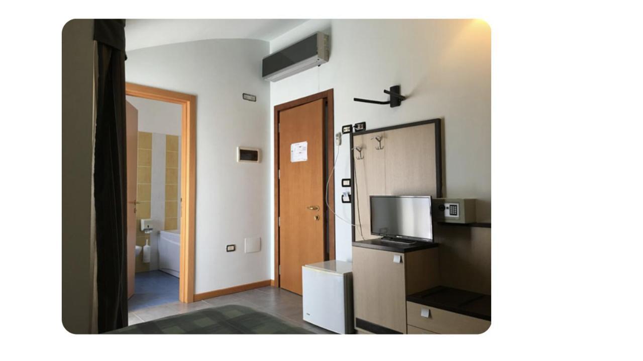 Hotel Le Morge Torino di Sangro Bagian luar foto