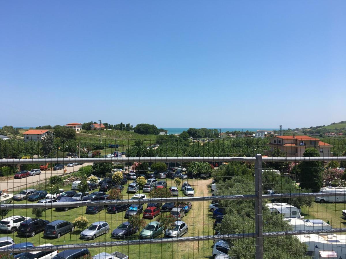 Hotel Le Morge Torino di Sangro Bagian luar foto
